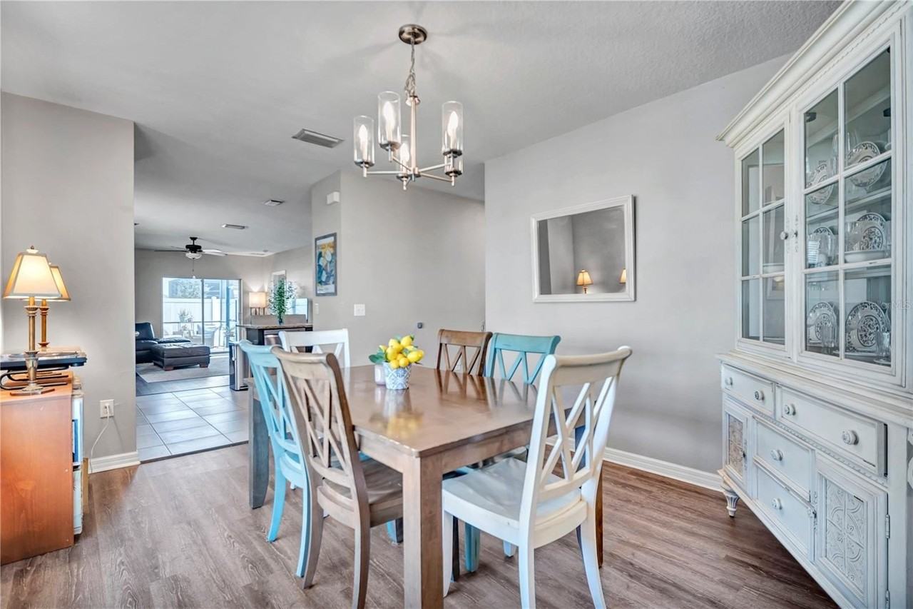 32705 Brooks Hawk Ln - Photo 4 of 50