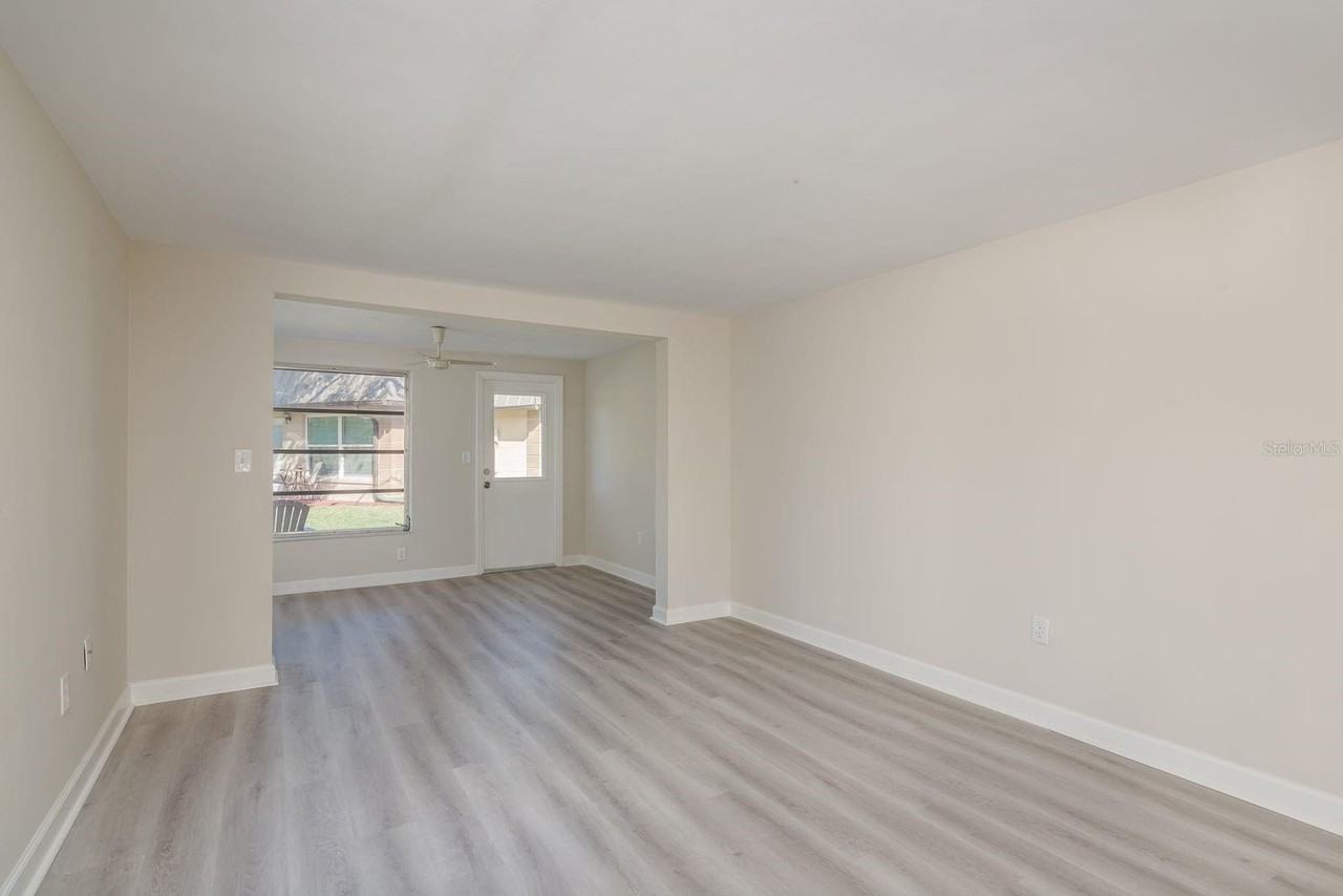 4229 Stratford Dr #4229 - Photo 6 of 29