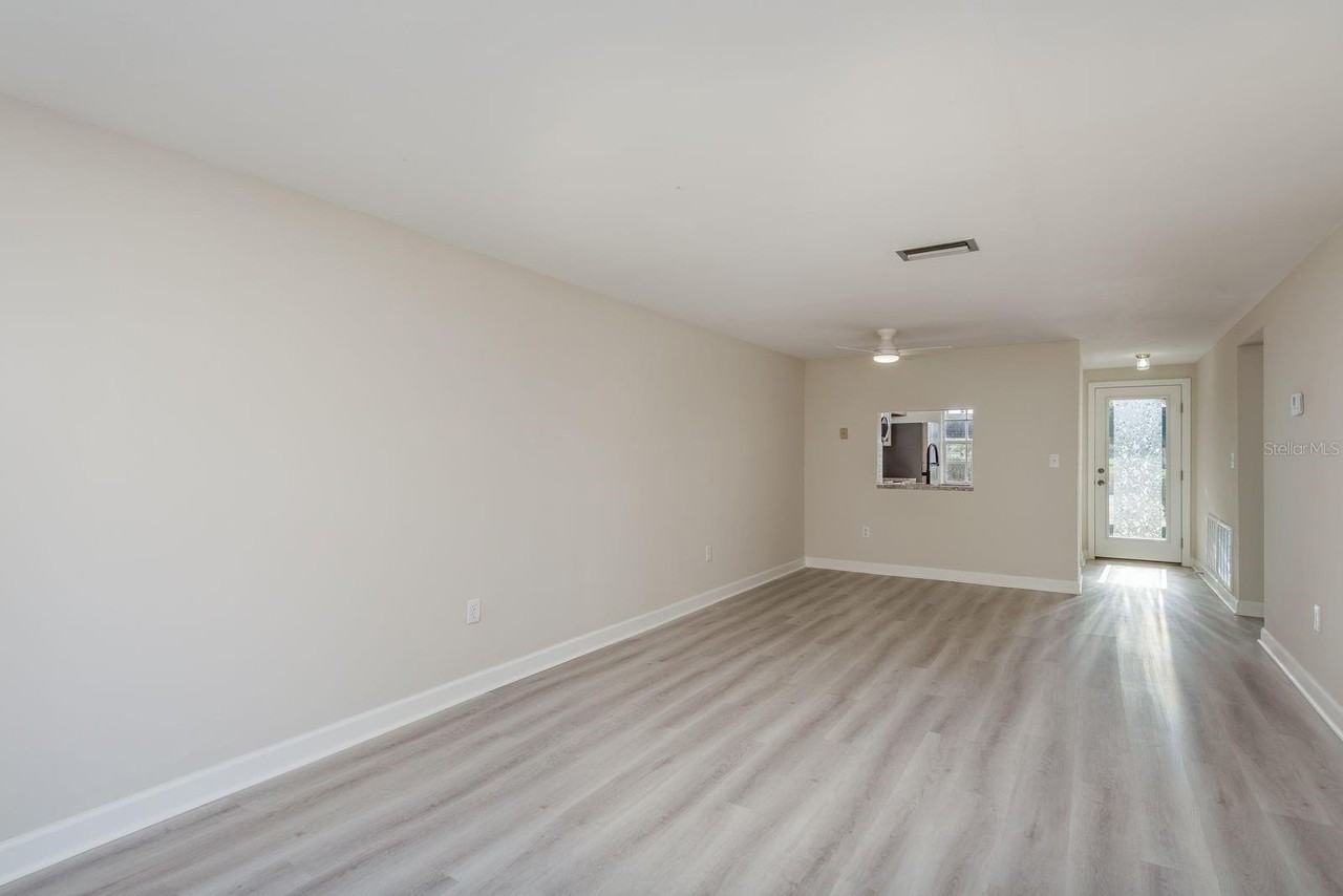 4229 Stratford Dr #4229 - Photo 7 of 29