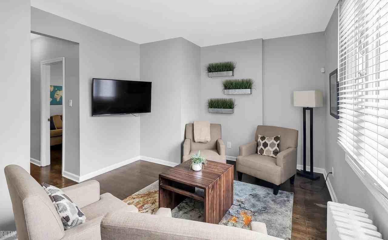 17193 Quincy St - Photo 5 of 26