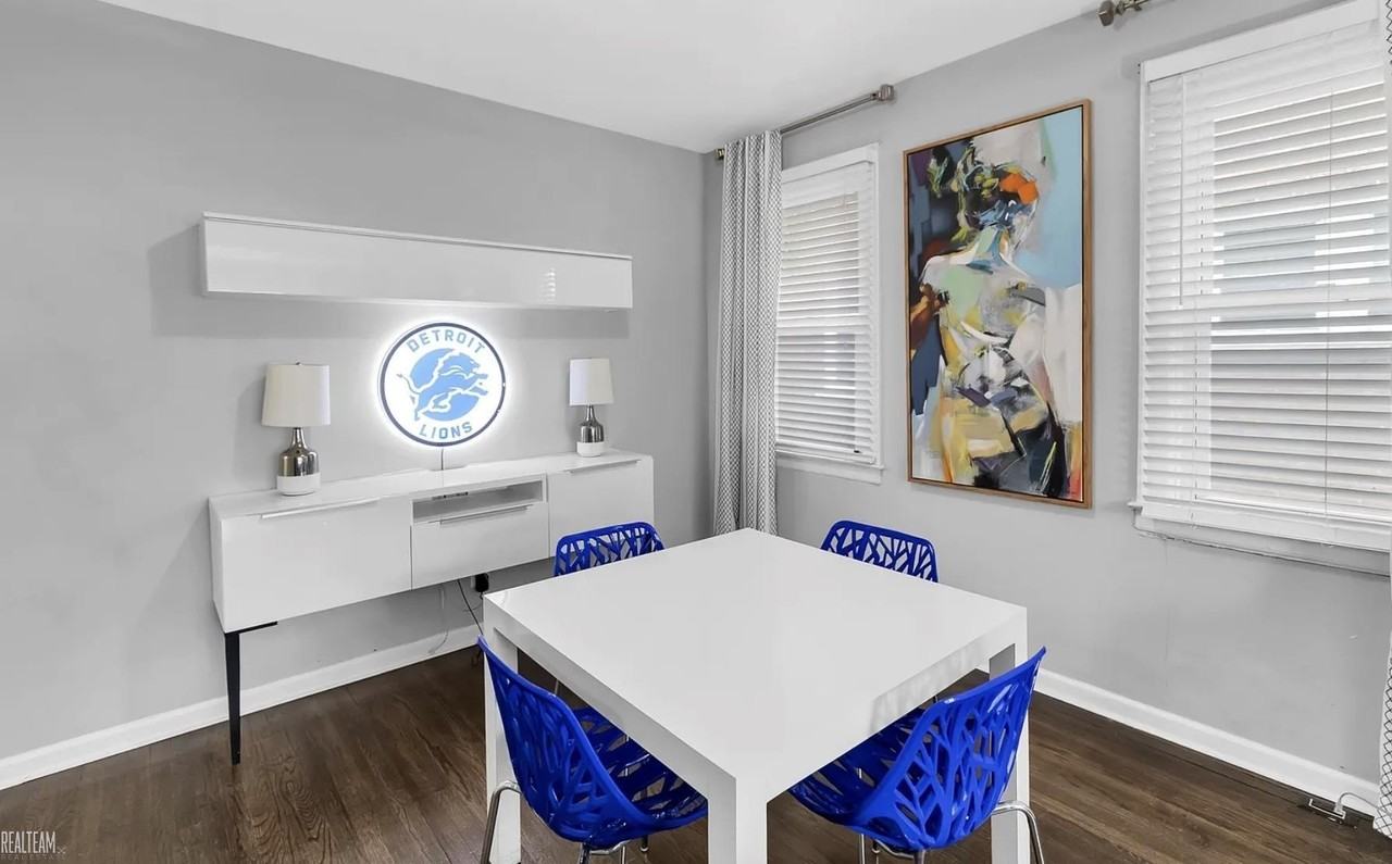 17193 Quincy St - Photo 7 of 26