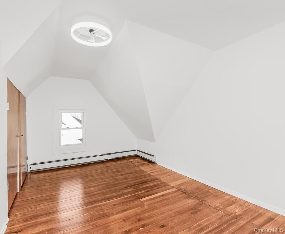 552 N Broadway - Photo 7 of 13