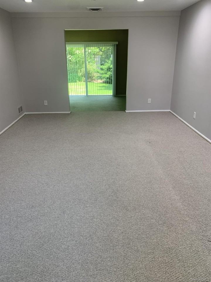 220 Jackson Pl - Photo 6 of 20