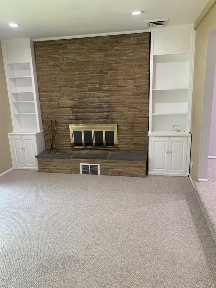 220 Jackson Pl - Photo 7 of 20