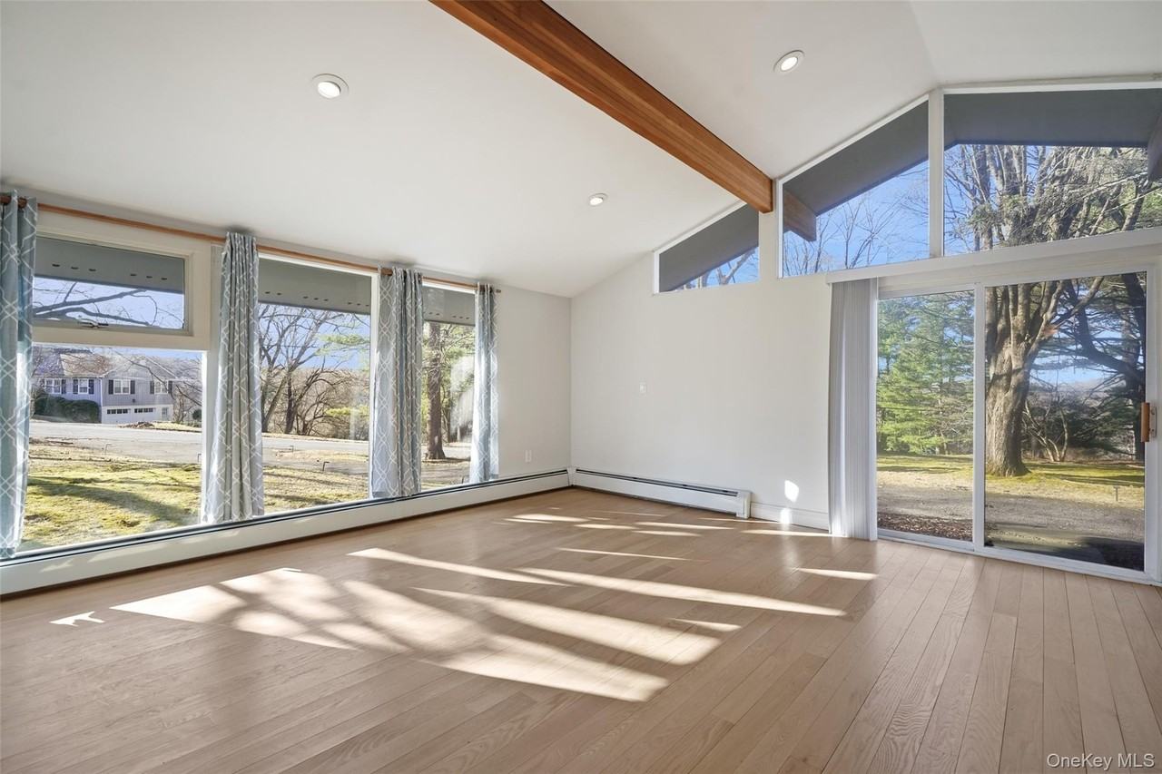 12B Flintlock Ridge Rd - Photo 2 of 19