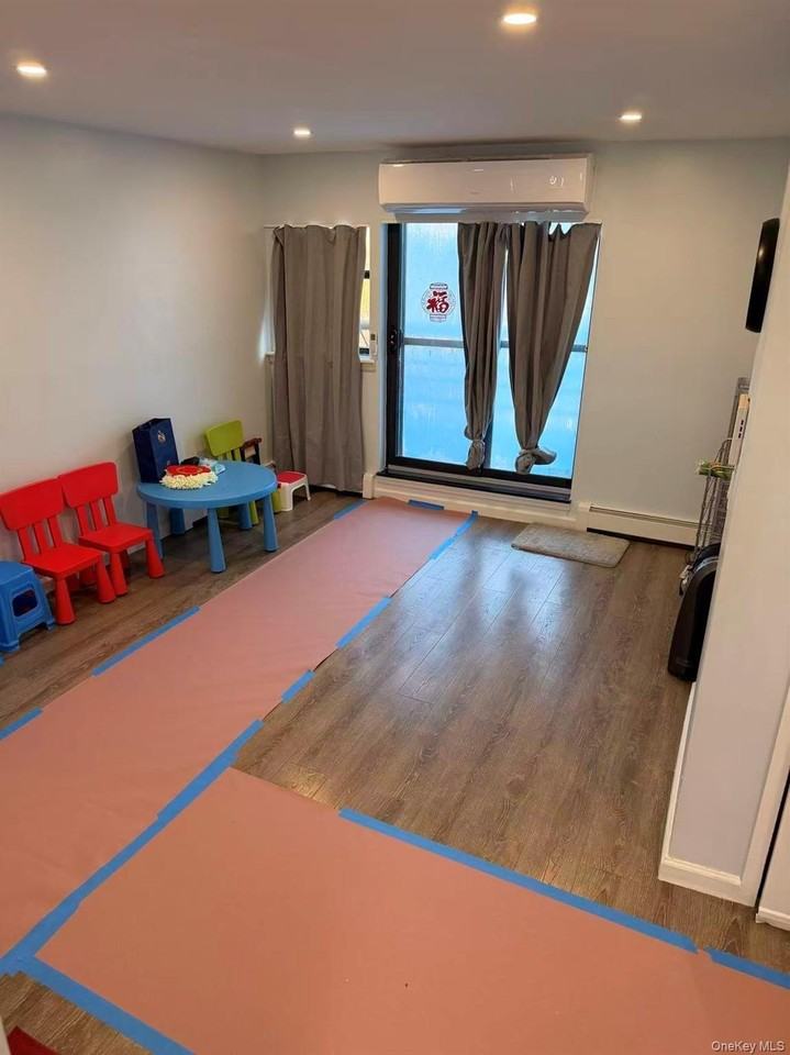 5512 Main St Unit 4fl - Photo 5 of 13