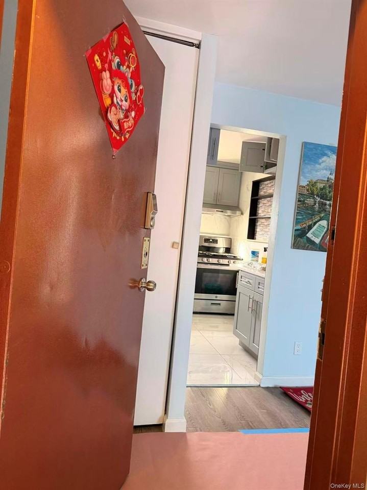 5512 Main St Unit 4fl - Photo 7 of 13