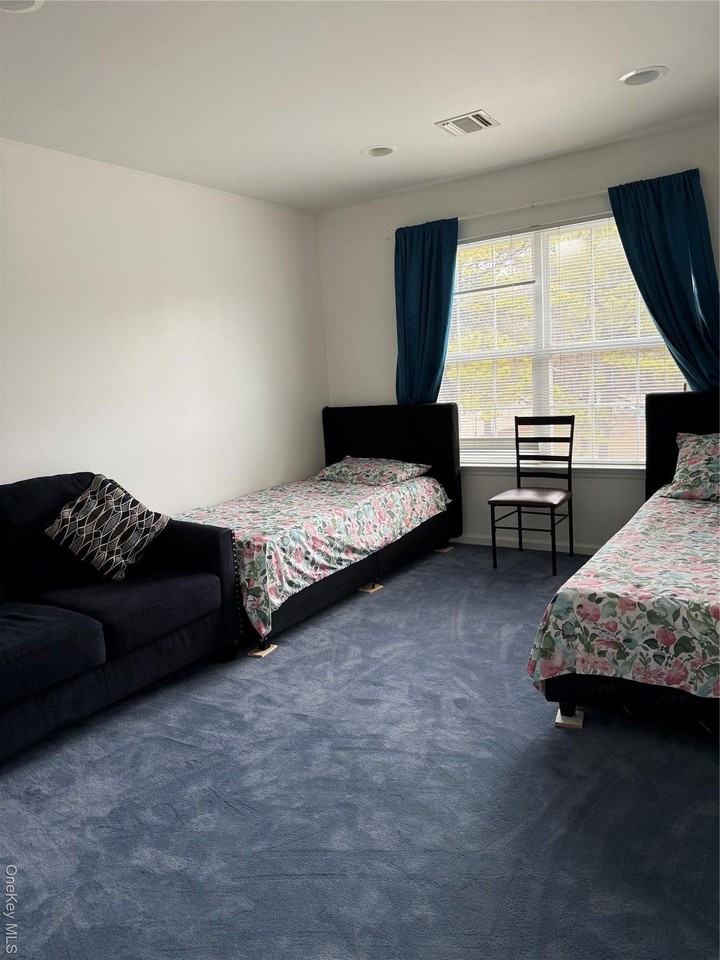 6 Taylor Ln - Photo 5 of 12