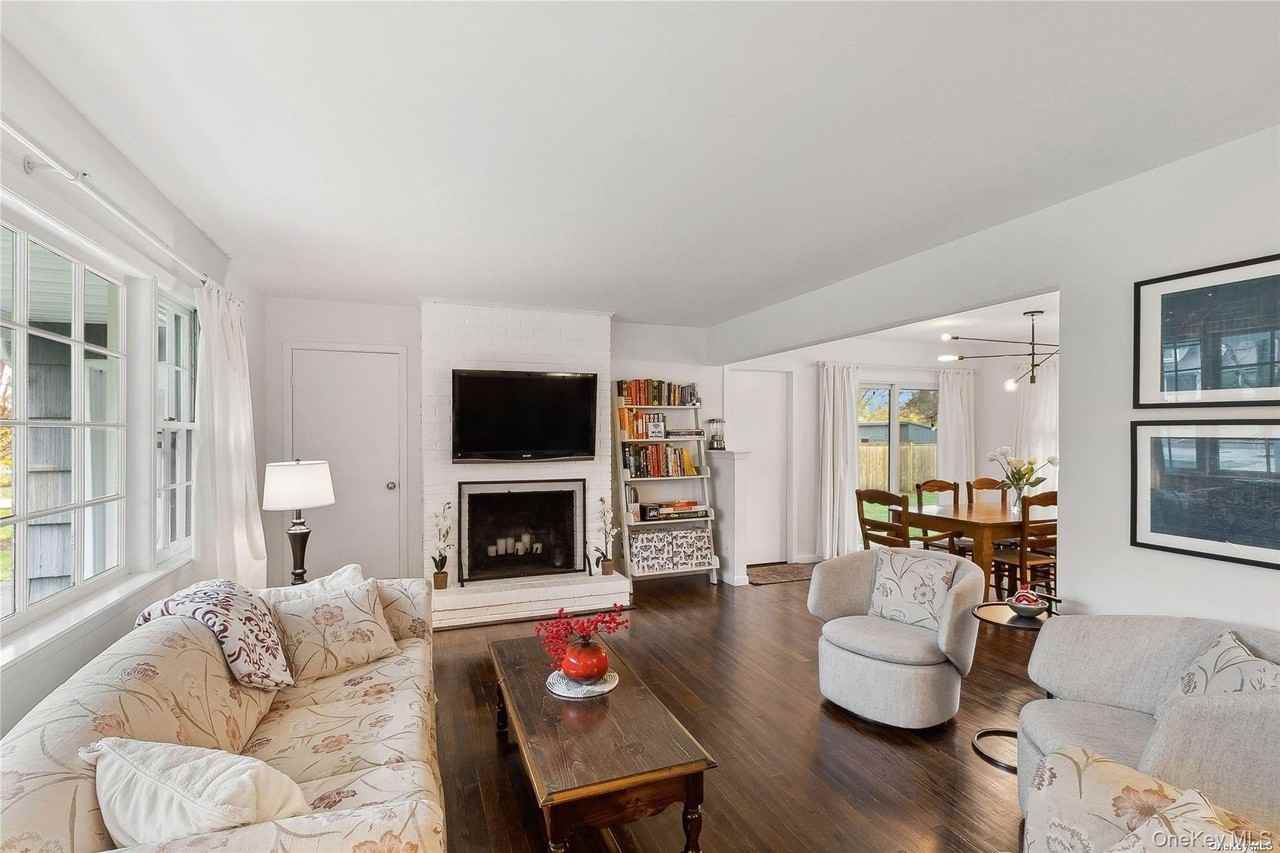 990 Three Waters Ln - Photo 3 of 23