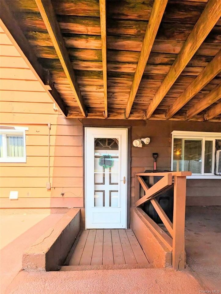 50 Sunburst Dr - Photo 4 of 10