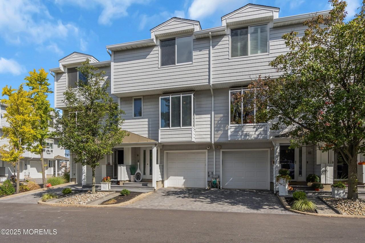 165 Riddle Ave Apt 9 - Photo 2 of 41