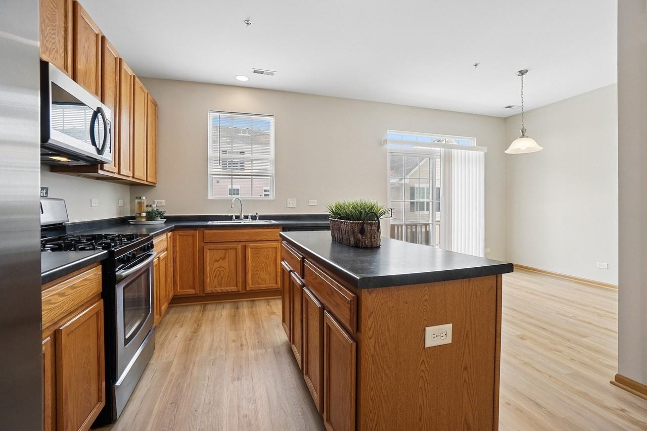 3763 Bailey Rd Unit 3763 - Photo 7 of 21