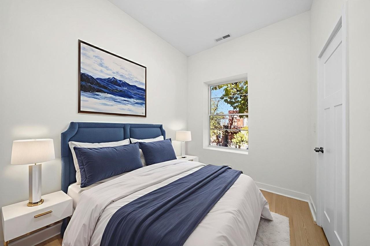 3037 W Lexington St Unit 1 - Photo 6 of 16