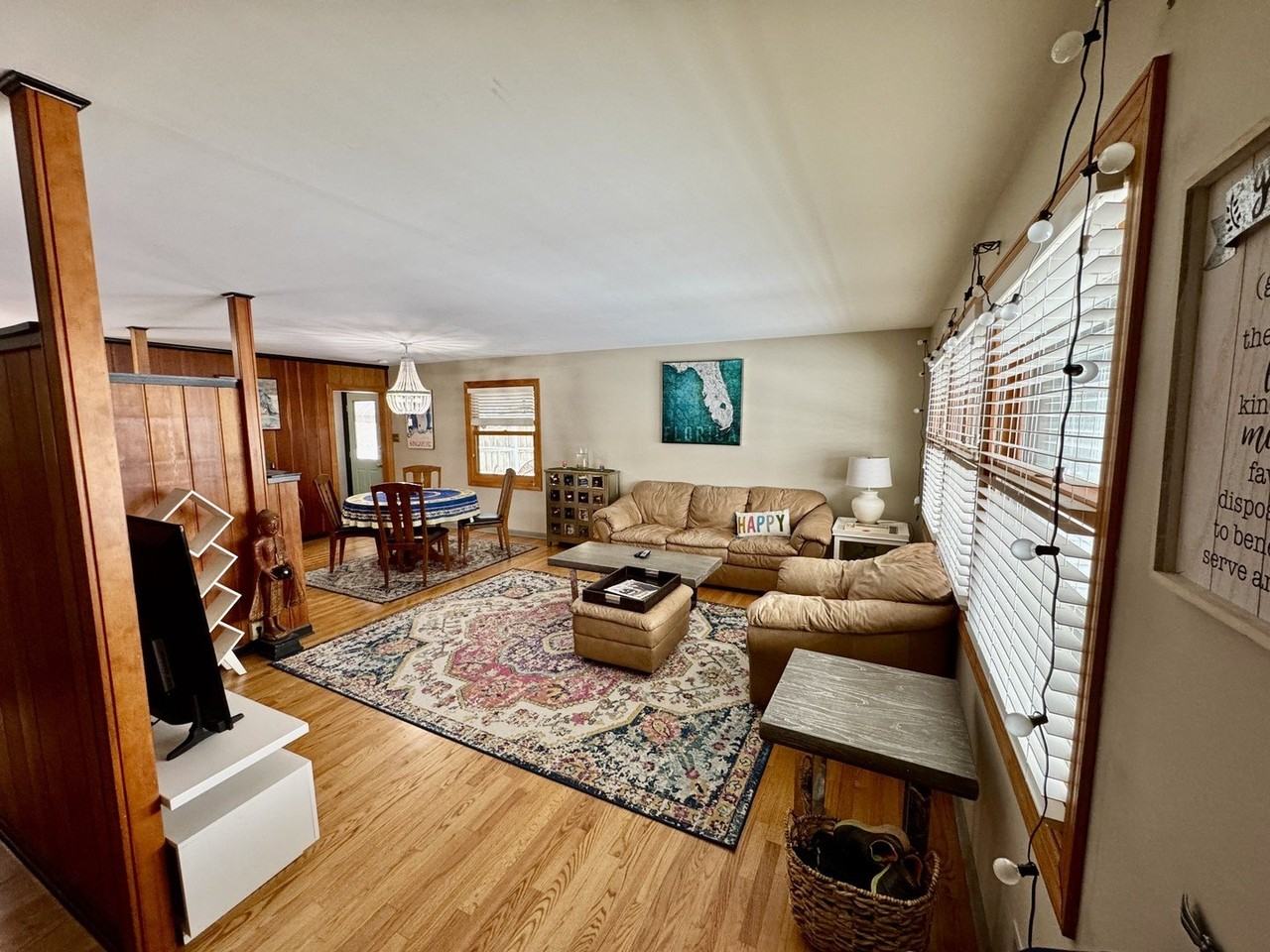 325 Kishwaukee Dr - Photo 3 of 20