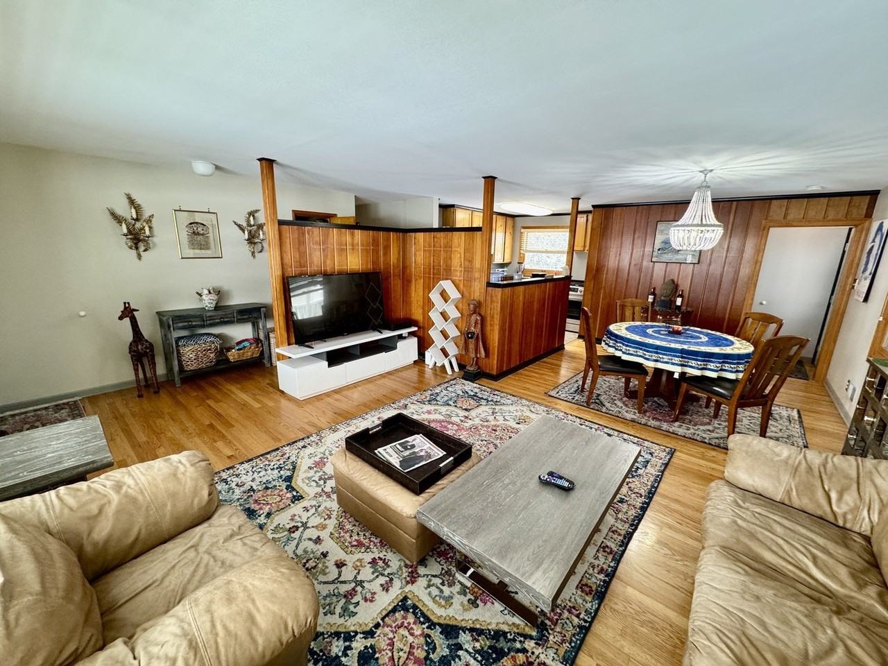 325 Kishwaukee Dr - Photo 4 of 20