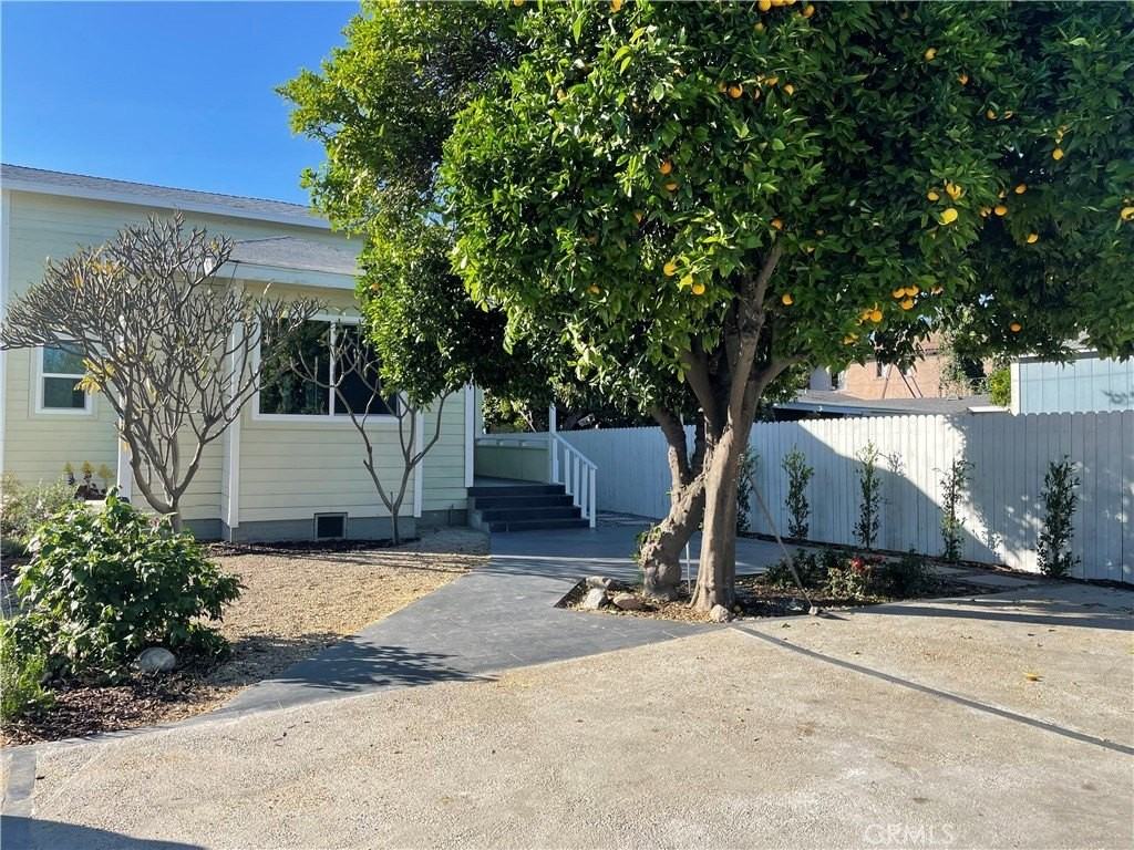 3809 Pine Ave - Photo 2 of 20