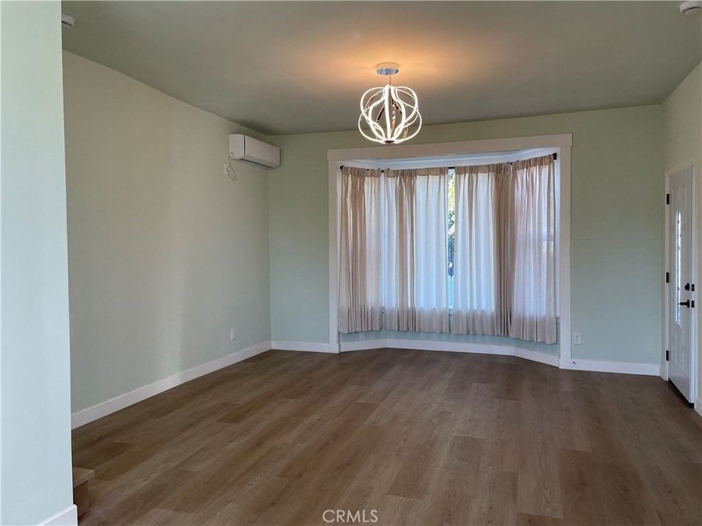 3809 Pine Ave - Photo 7 of 20