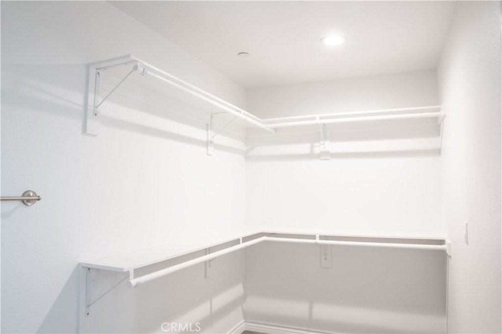 14614 Vanowen St - Photo 6 of 16