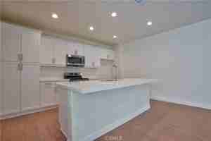 featured image of 139 Grove Ct