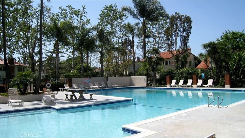 401 Vista Roma - Photo 2 of 3