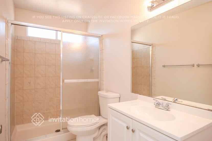 3607 W Kings Ave - Photo 6 of 10