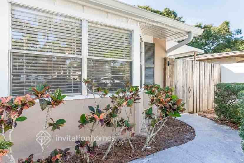 4315 19th Ave W - Photo 3 of 25