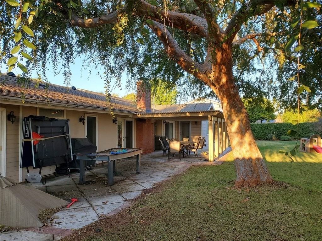 512 Rosarita Dr - Photo 3 of 10