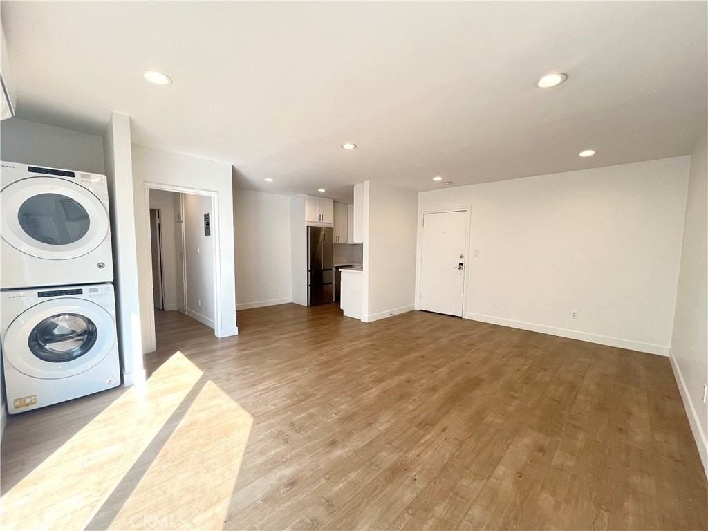 8308 Clinton St #3 - Photo 4 of 11