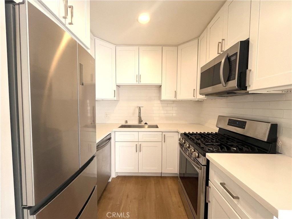 8308 Clinton St #3 - Photo 6 of 11