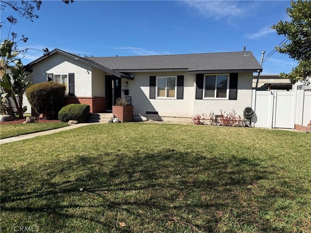 9406 Rose Ave - Photo 4 of 36