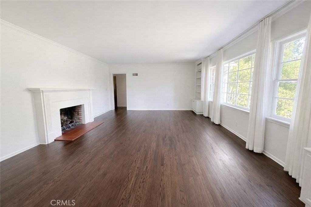 18 Woodland Ln - Photo 4 of 22