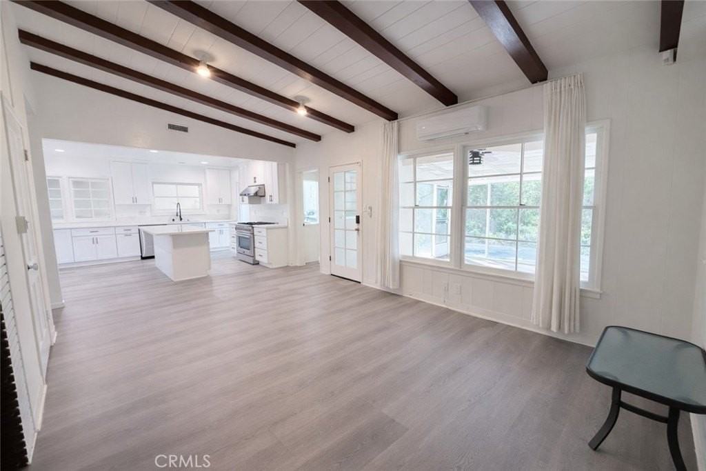 18 Woodland Ln - Photo 7 of 22