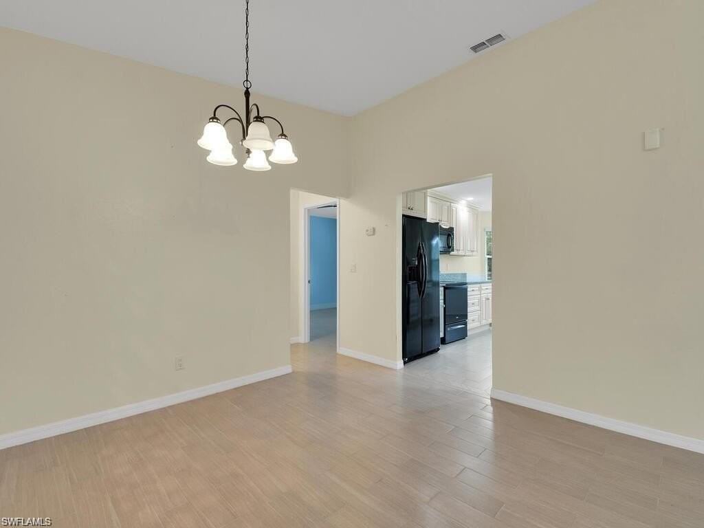 260 12th St Se - Photo 7 of 29