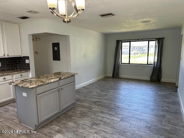 1012 6th Ave N - Photo 6 of 22