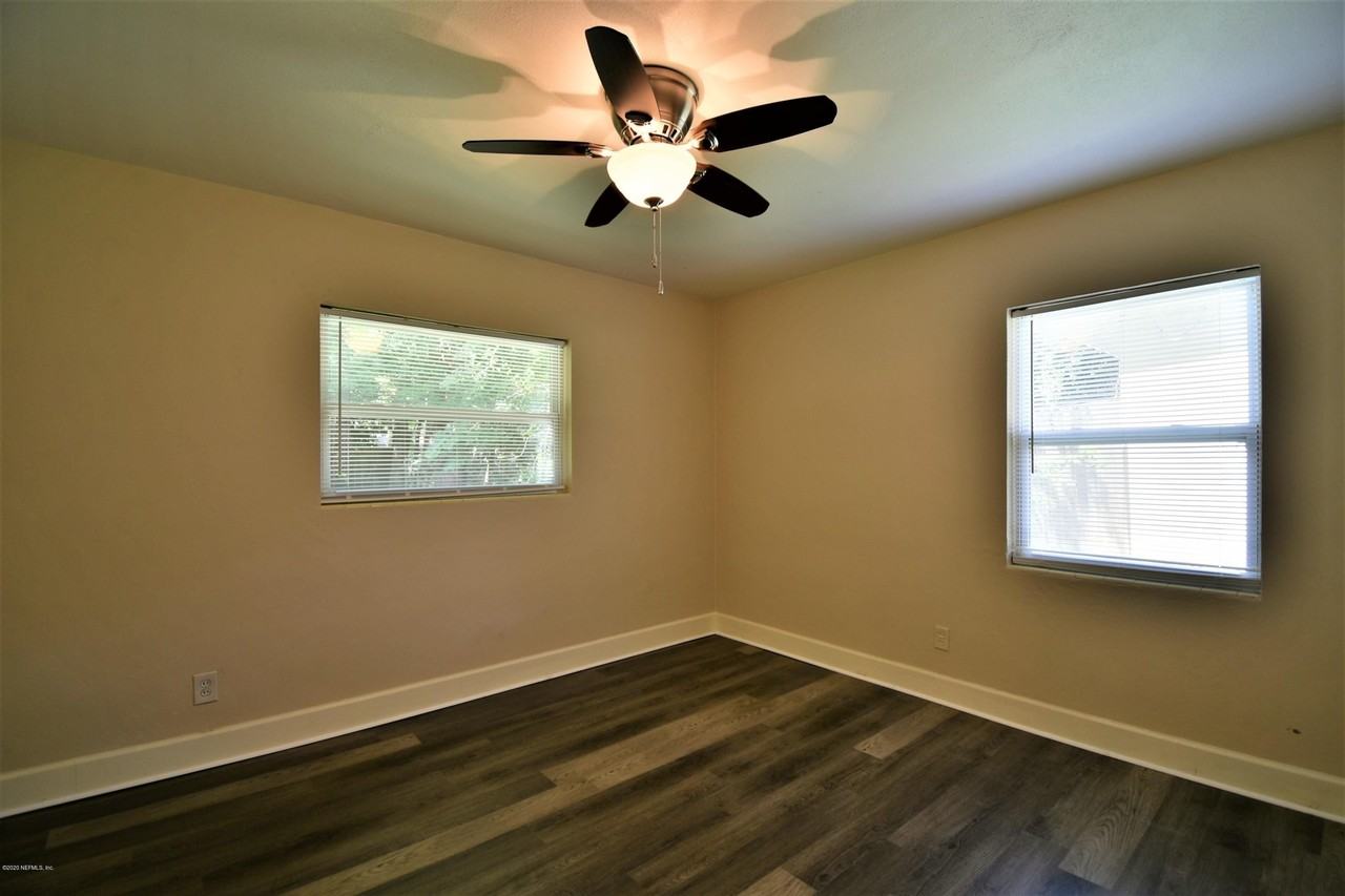 1498 Stimson St - Photo 7 of 12