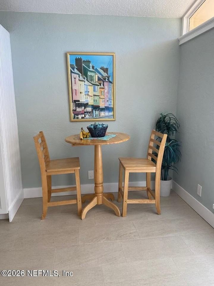 130 Southwind Cir - Photo 6 of 9