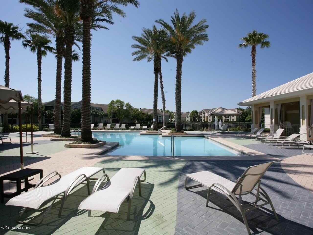 505 Boardwalk Dr Unit 216 - Photo 4 of 10