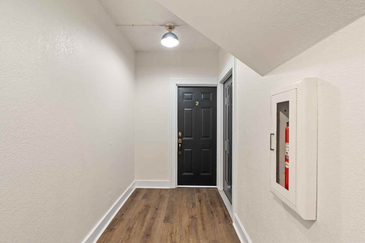 109 S Park St #2 - Photo 6 of 15