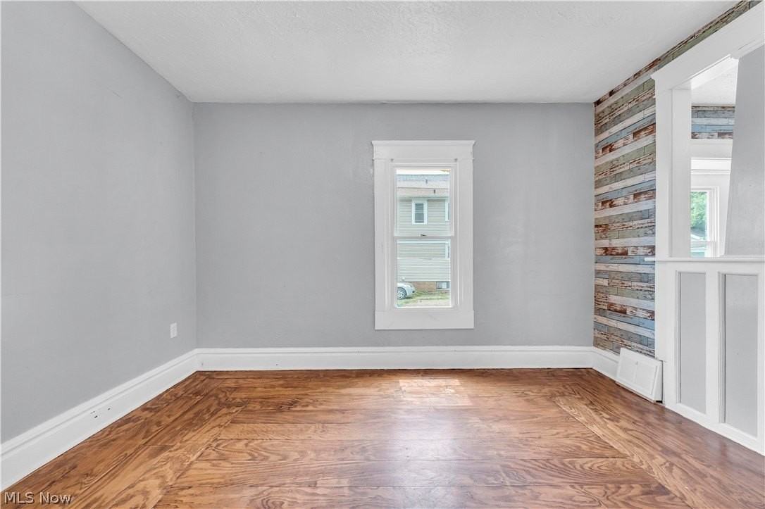 1174 La Croix Ave Unit 1 - Photo 6 of 25