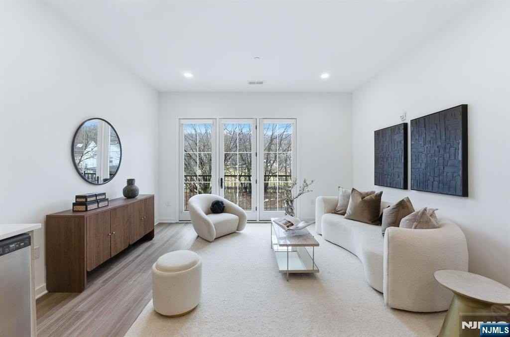 37 Orange Rd - Photo 3 of 16