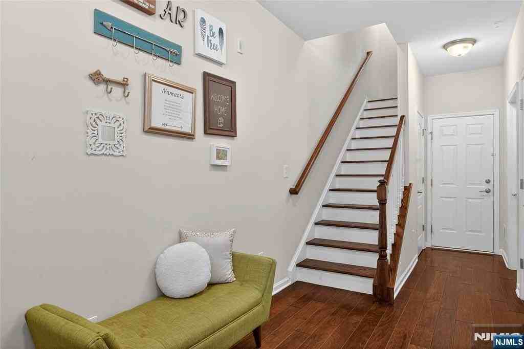 56 Wesmont Dr - Photo 6 of 50