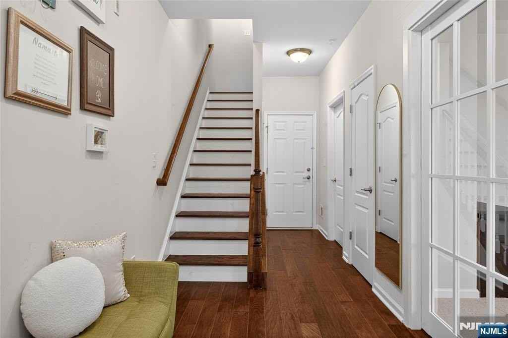 56 Wesmont Dr - Photo 7 of 50