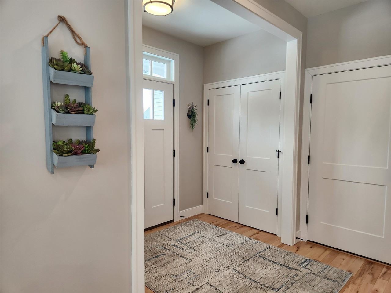 57 Evergreen Dr - Photo 2 of 22