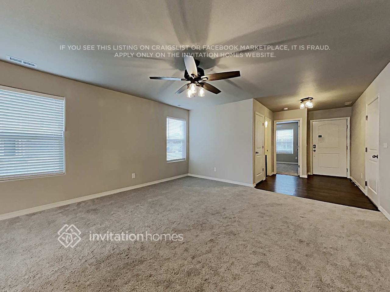 10976 Quercia Cir - Photo 3 of 16