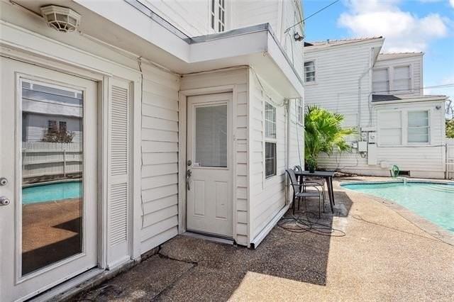 5526 Hewes St - Photo 2 of 17