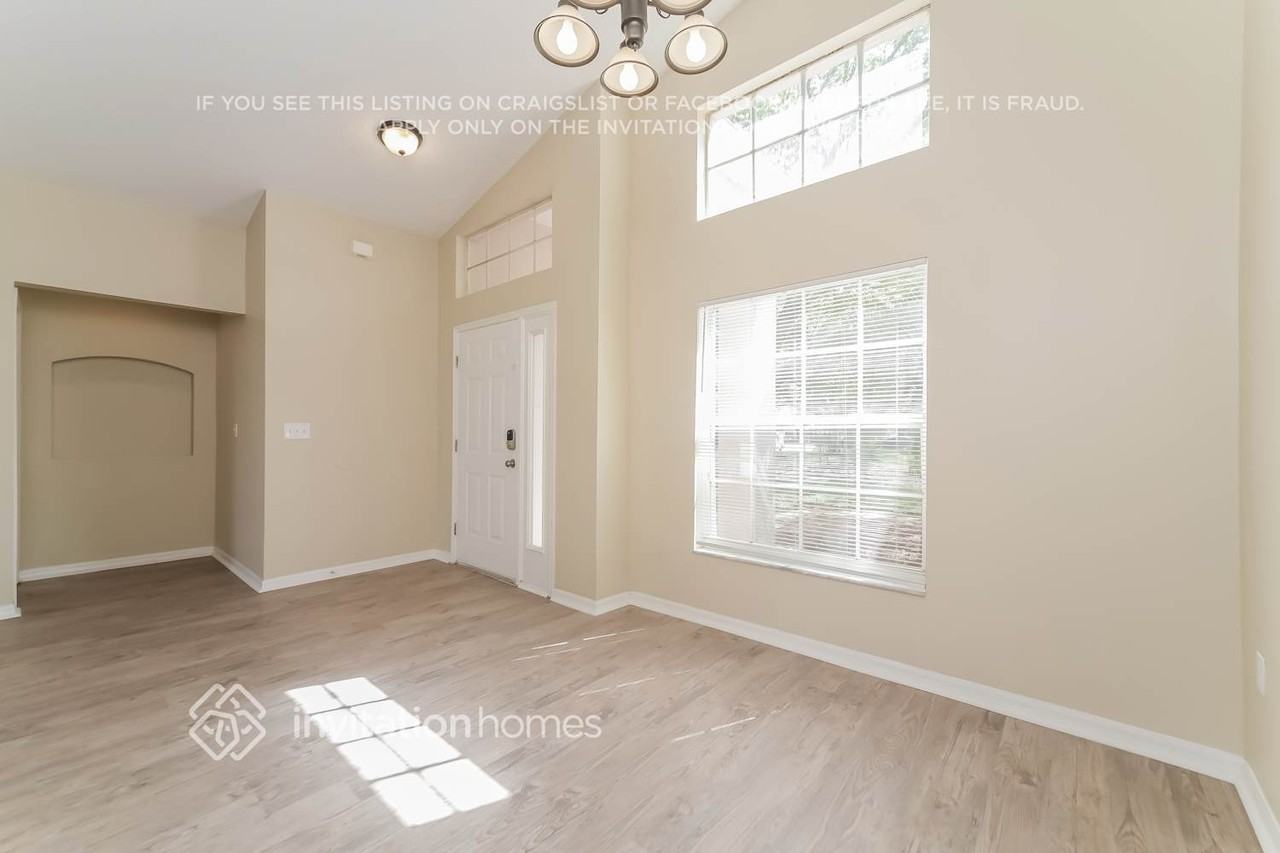 106 Quiet Oak Ct - Photo 5 of 17