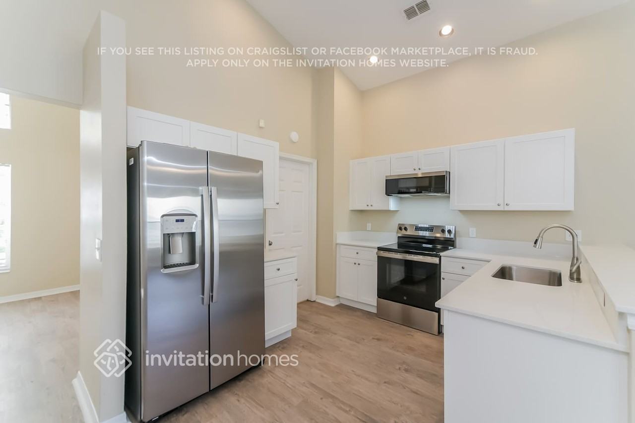 106 Quiet Oak Ct - Photo 7 of 17