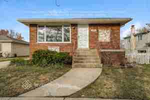 featured image of 16500 84th Ave