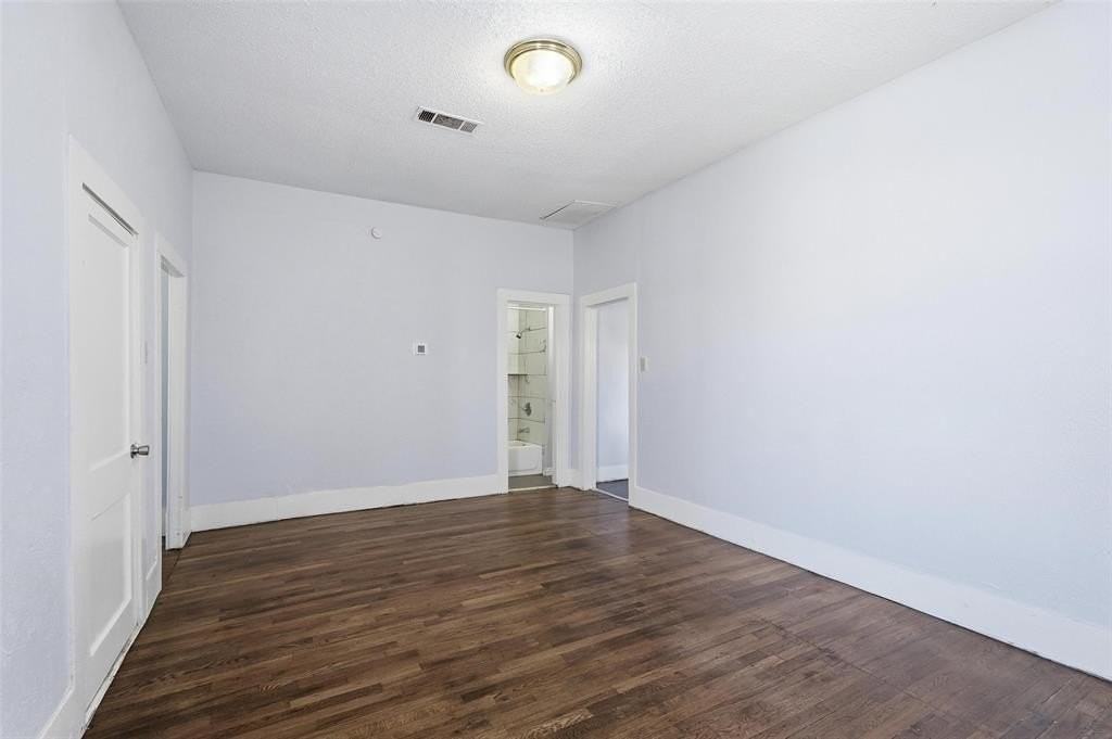 516 Mill St #B - Photo 6 of 17