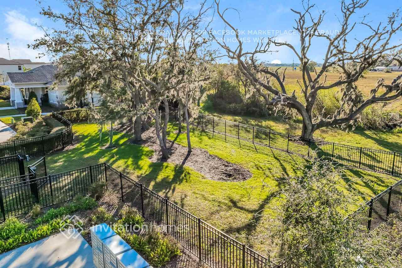 1859 Crinkle Leaf Ct - Photo 2 of 9